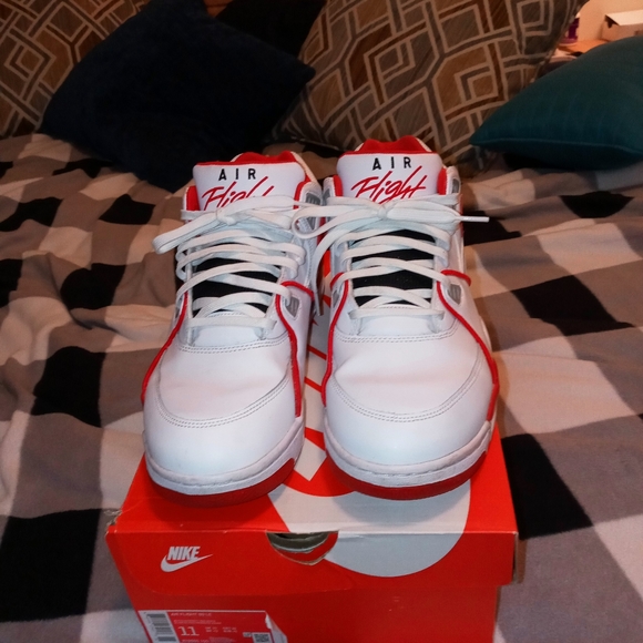 Nike Air Flight \'89 Ron Harper Edition Size 11 main image 5